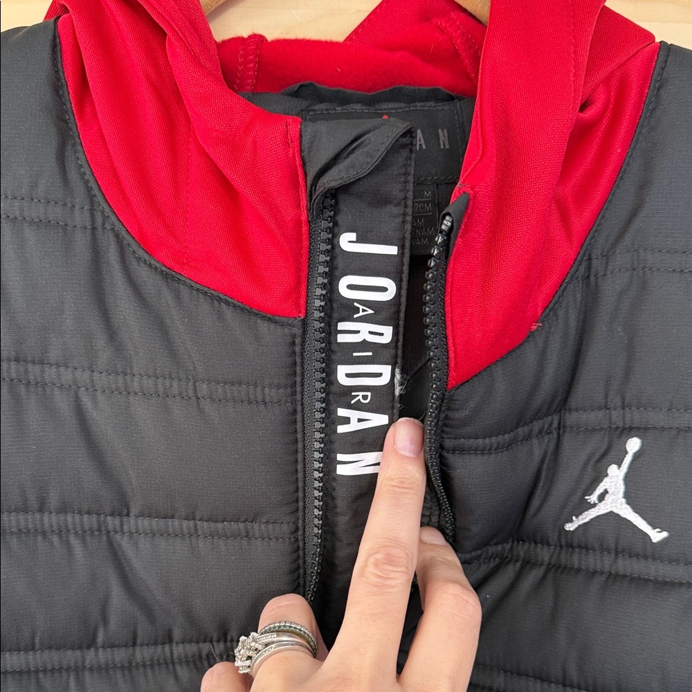Jordan Black and Red Kids Puffer Jacket - Picture 2 of 9